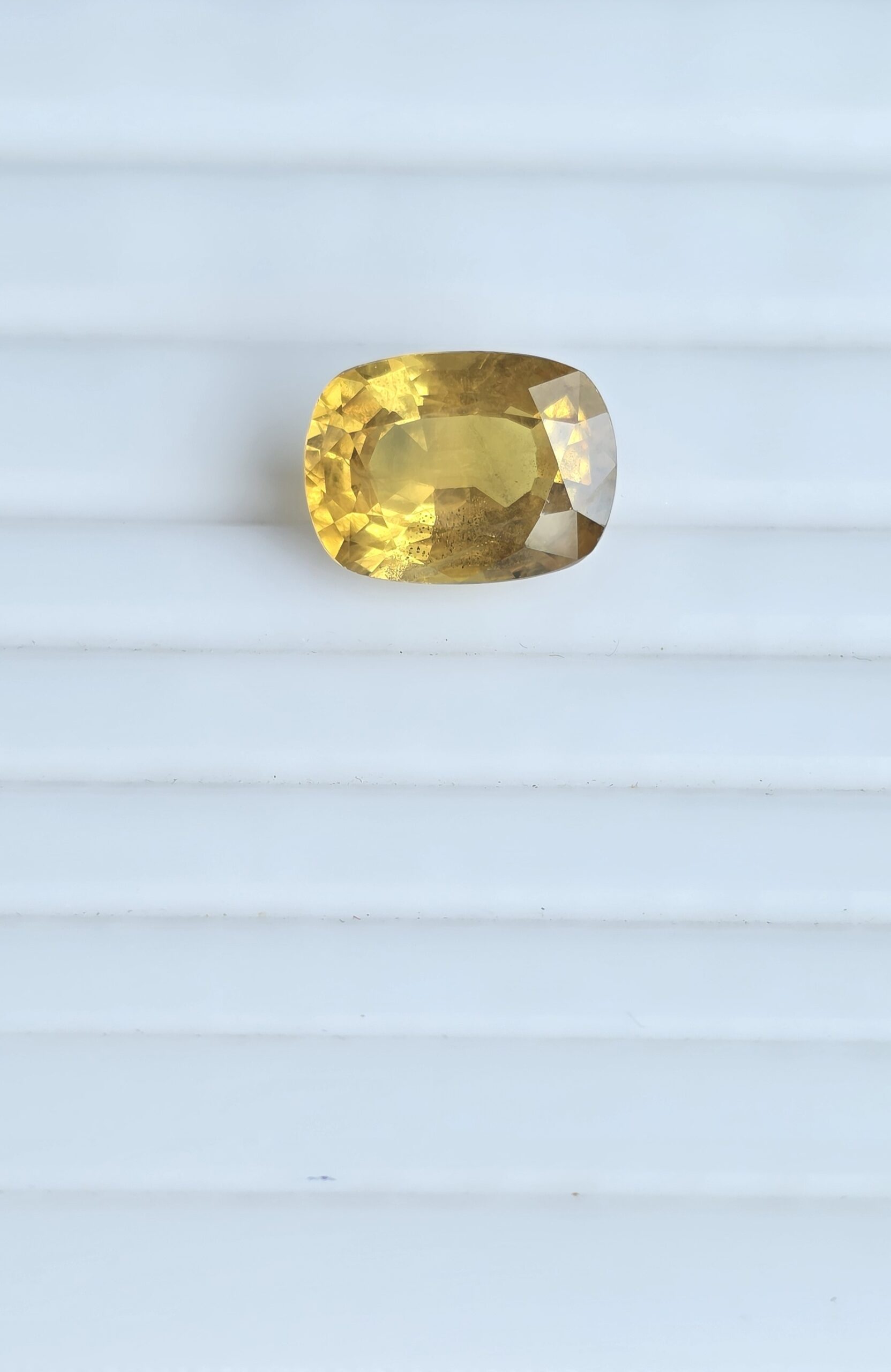 YELLOW SAPPHIRE - Image 6