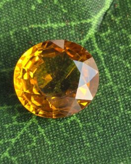 NATURAL YELLOW SAPPHIRE