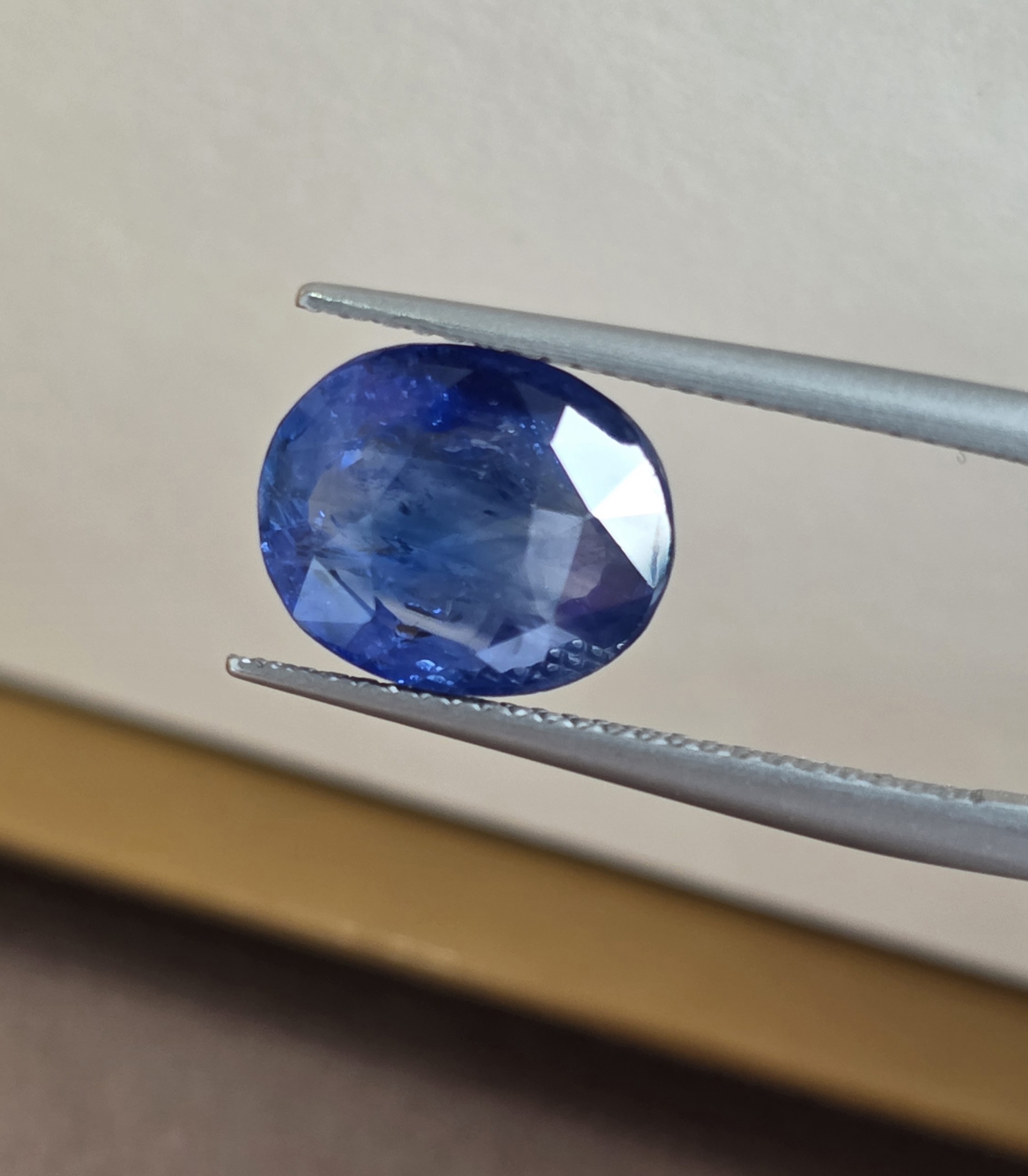 NATURAL BLUE SAPPHIRE UNHEAT NEELAM - Image 3
