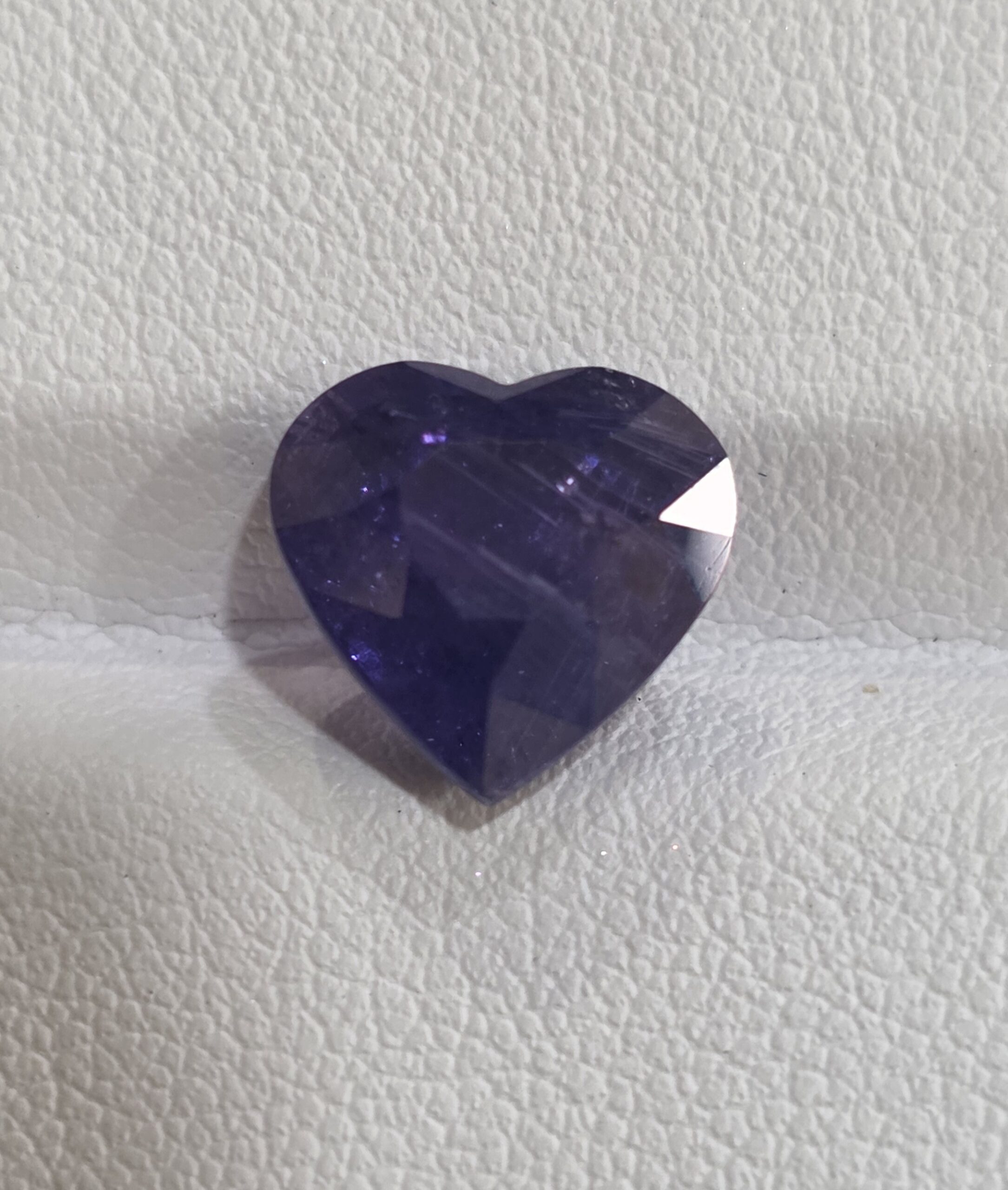 NATURAL BLUE UNHEAT SAPPHIRE (NEELAM) - Image 3